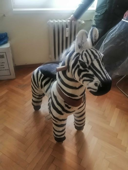 Продавам детски кончета