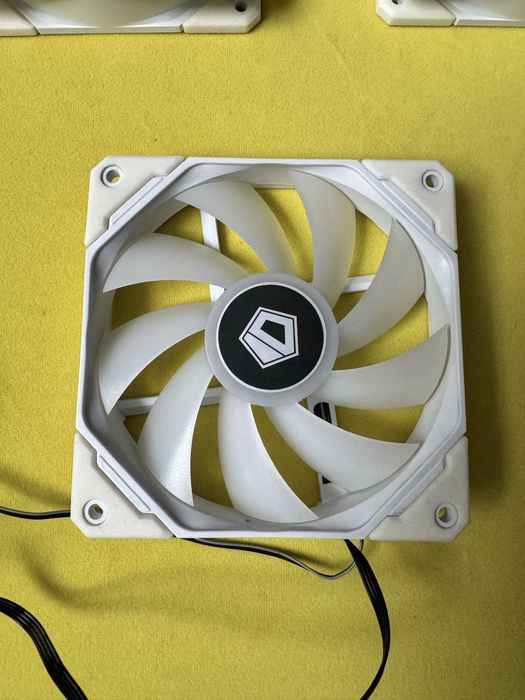 Корпусные вентиляторы id-cooling