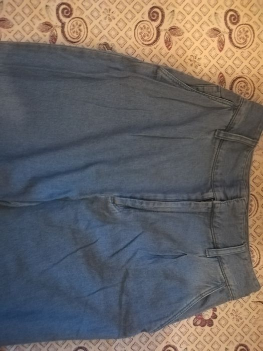 Blugi Zara Basic, marimea XS, stare foarte buna