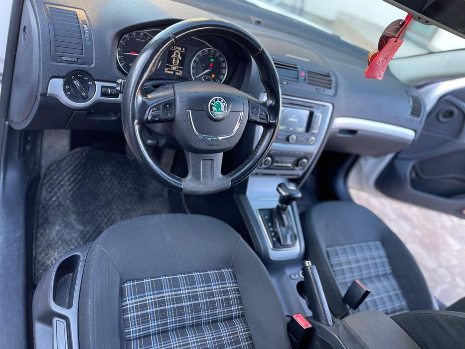 Vand Skoda Octavia DSG din 2012