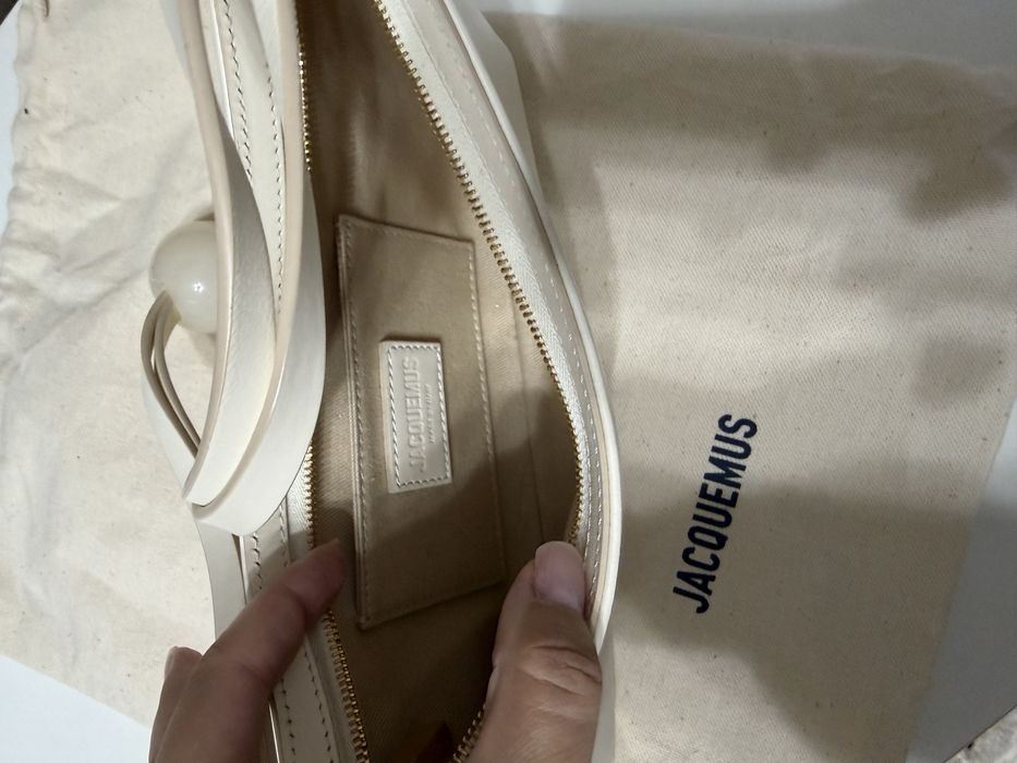 Продам сумку Jacquemus