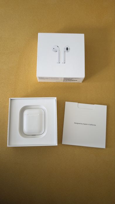 Airpods with charging case