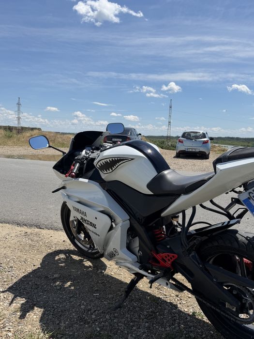 Yamaha yzf r125 2010 A1 se vinde urgent