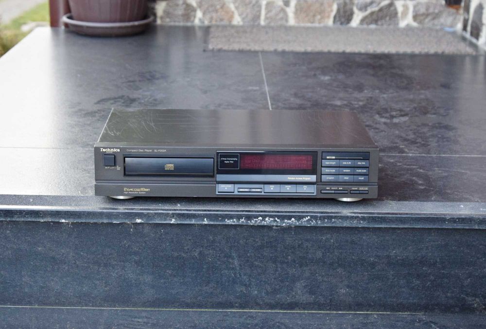 CD Player Technics SL-P202A
