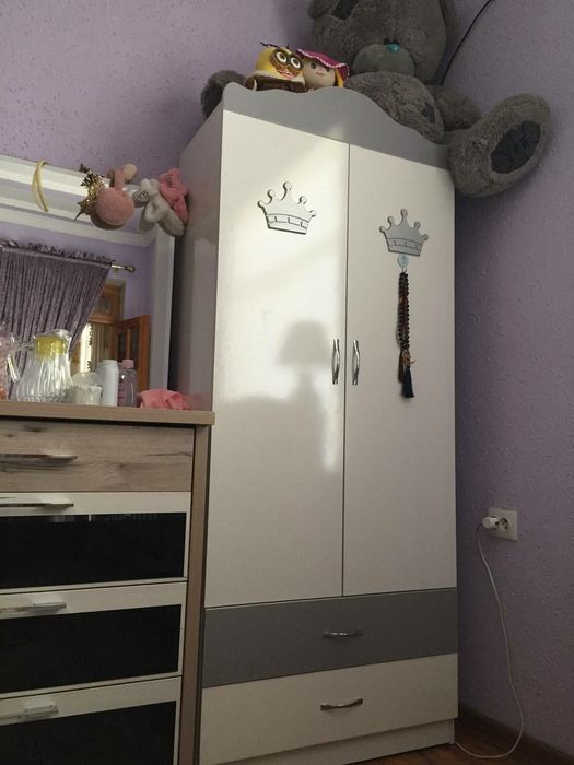 Продается детская мебель + коласка+ стулчик