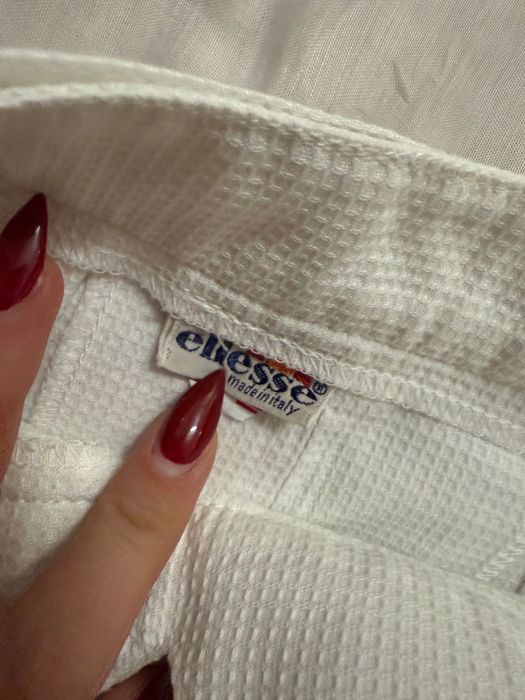 Пола на Ellesse.