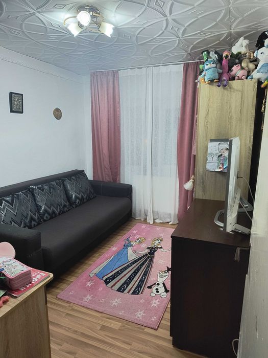 Apartament 3 camere decomandat