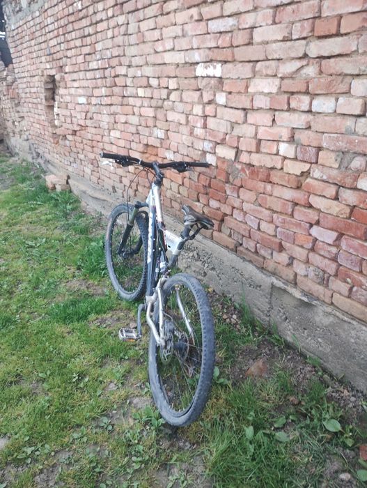 Vând bicicleta univega