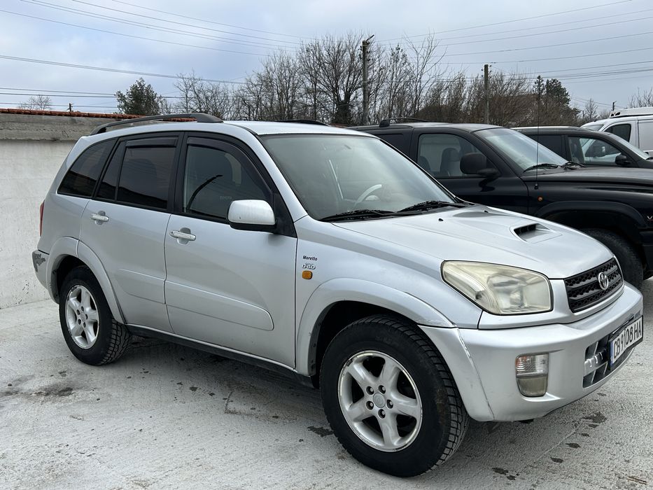 Toyota RAV4 2.0 D-4D – Надежден и поддържан автомобил