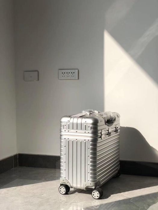 Geanta Rimowa Pilot