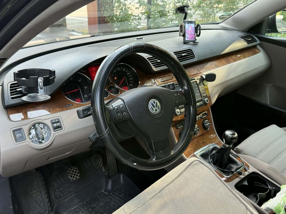 VOLKSWAGEN Passat 0 — imagine 5