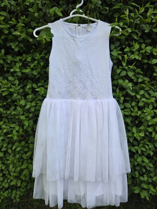 Бяла рокля с тюл Guess