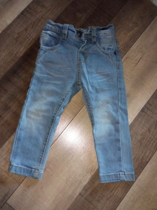 Детские джинсы на мальчика