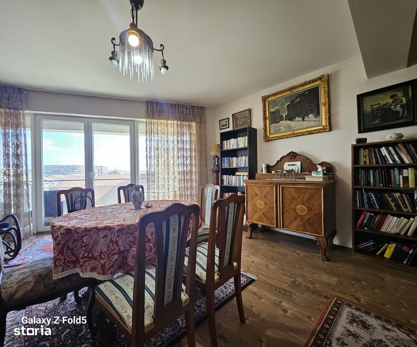 Penthouse de vânzare / schimb – Prima Nufărul, Oradea