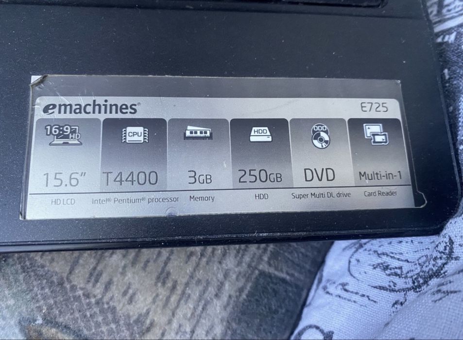 Продам ноутбук emachines