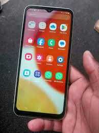 vand telefon samsung A14