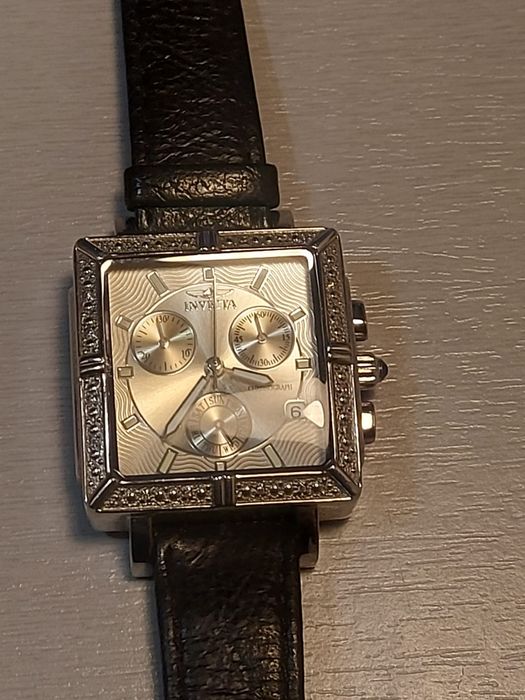 Часы наручные Швейцария женские