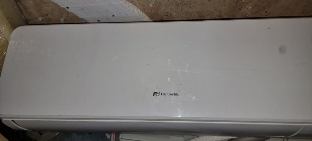 Климатик Fuji Electric