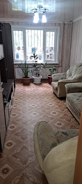 Продам 3-х комнатную квартиру ,