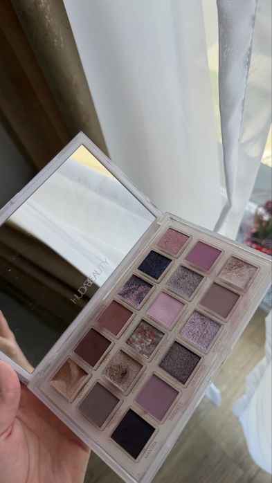 Paleta Huda Rose Quartz