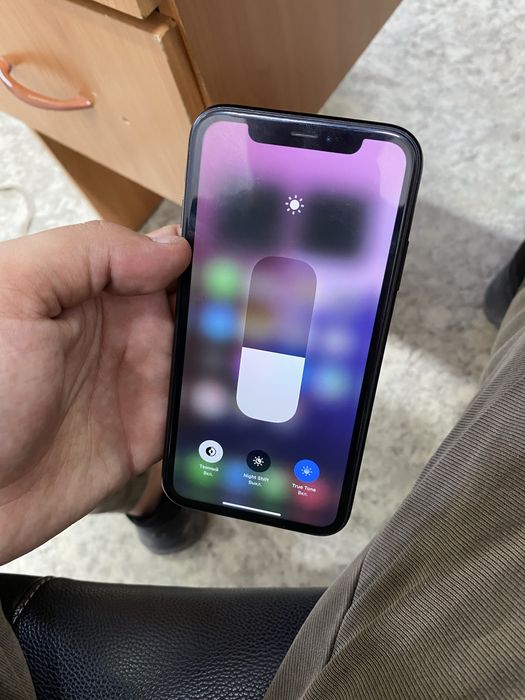Apple Iphone Xr продаю