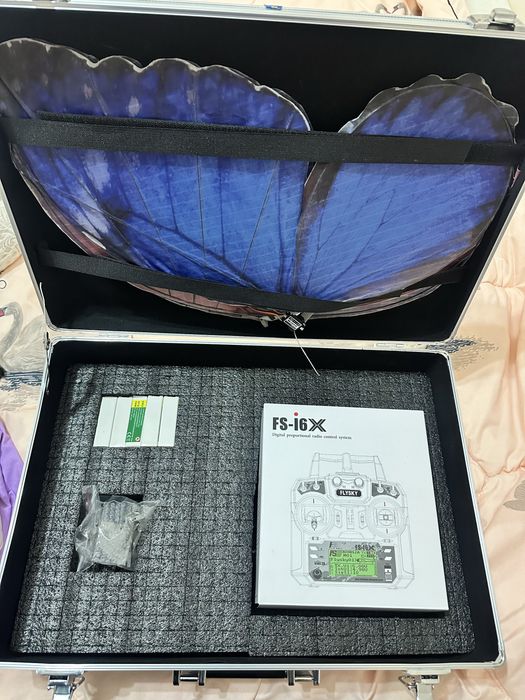 Продам  дрон бабочку