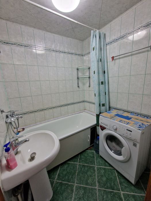 Сдам 3 комнатную квартиру