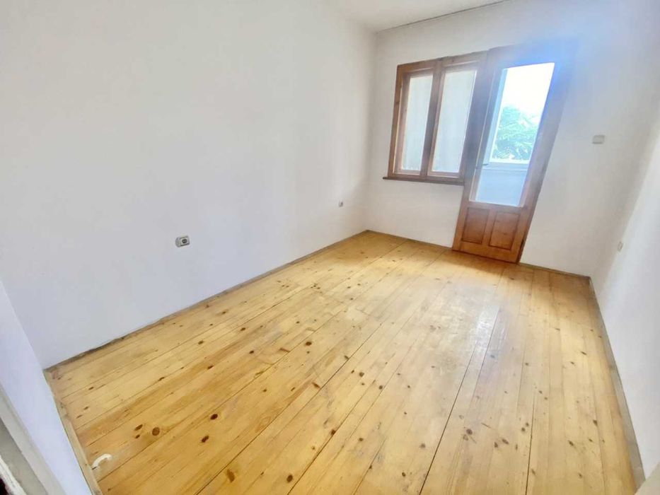 Продава се Двустаен апартамент в Пловдив, Център - 58 кв.м за 1466 €/кв.м - Снимка #6