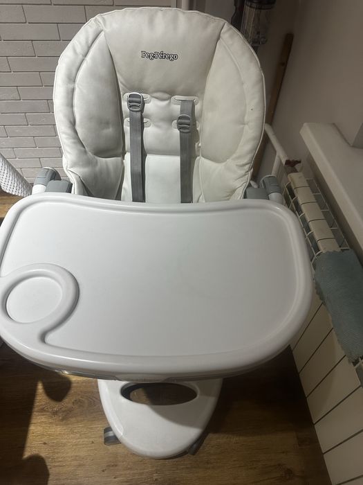 Десткий столик для приема пищи!