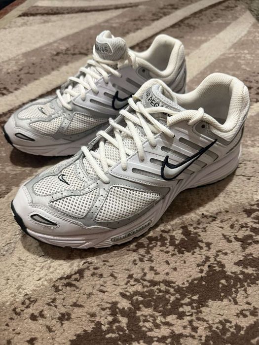 Обувки Nike и Jordan