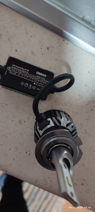 Becuri led halogen auto
