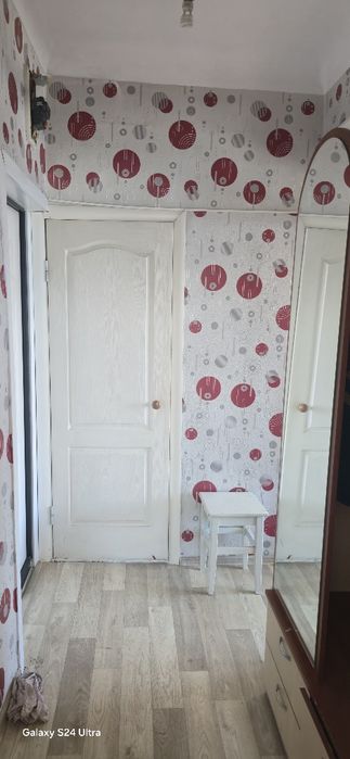 Продам 2ку Барачного типа