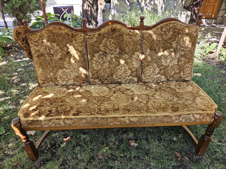 Старинен страхотен  комплект