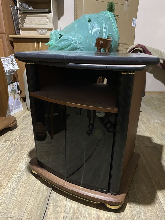 Подставки под телевизор