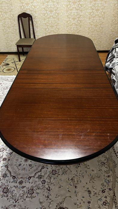 Продам стол и стулья