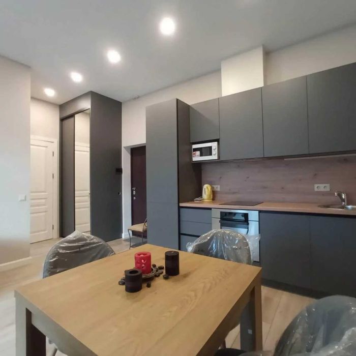 Двустаен имот в кв.Овча купел