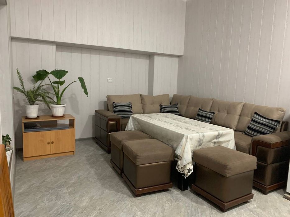 Продается уголок