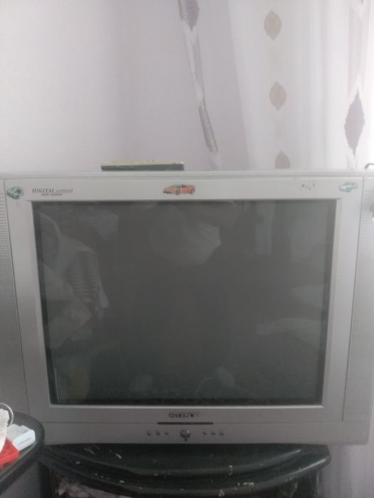 Телевизор СОНИ 72мм