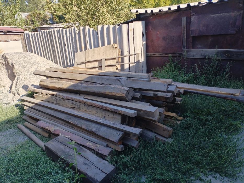 ПРОДАМ Доски, строй материал, дрова