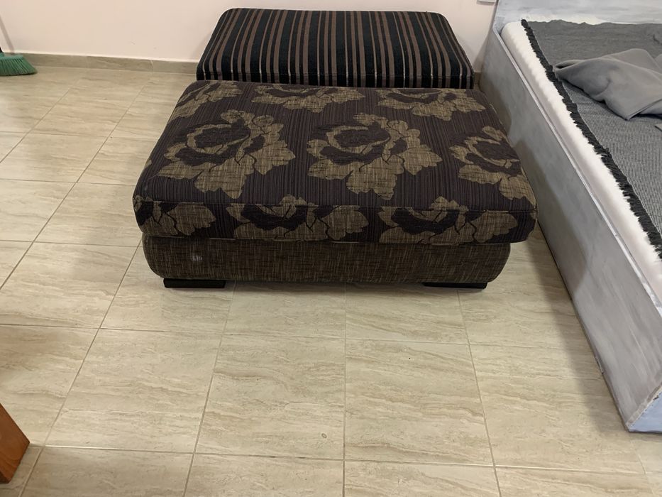 Табуретки два броя