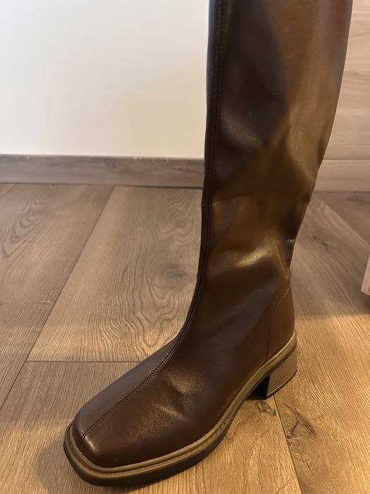 Кафяви дамски ботуши