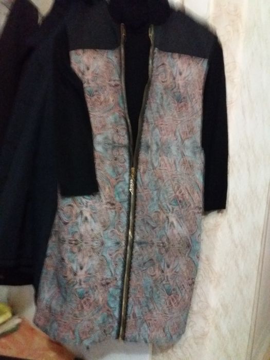 Продаю разные пальто,  дёшево,  распродажа для зимы