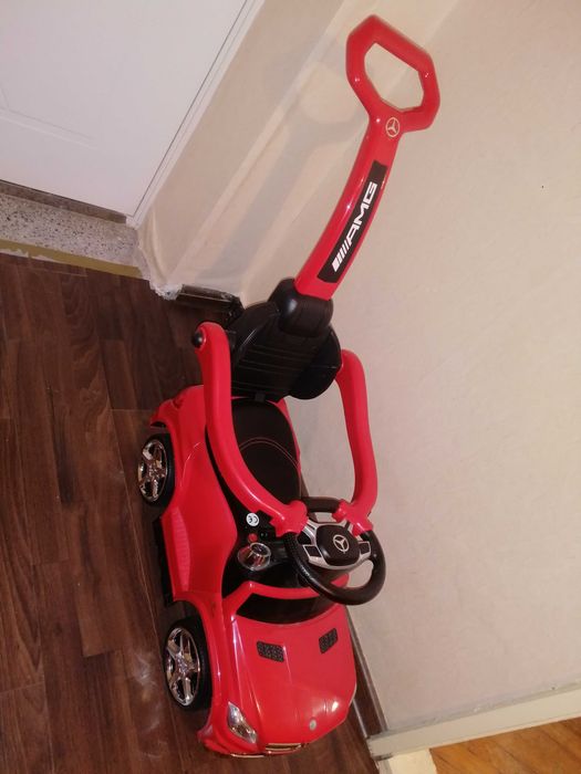 Кола за бутане -Ride-on с дръжка, нов