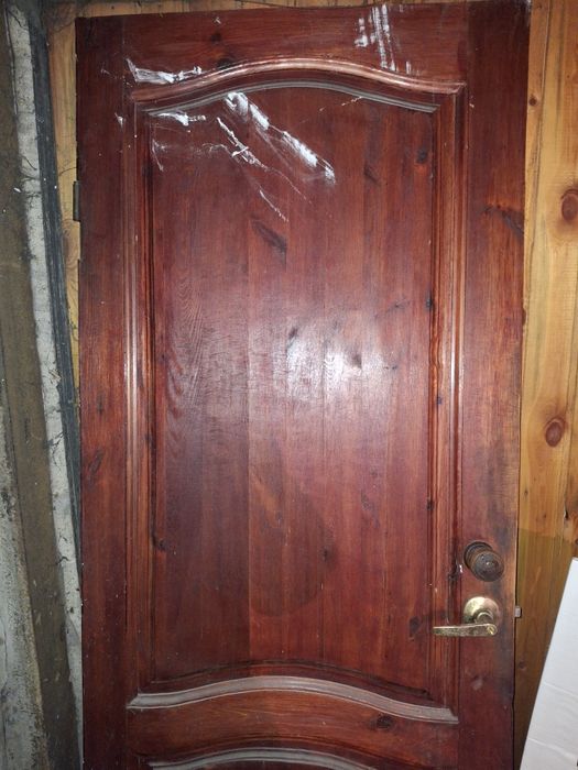 Двери дерево делали на заказ