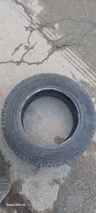 Anvelope Michelin vara 215 65 R16