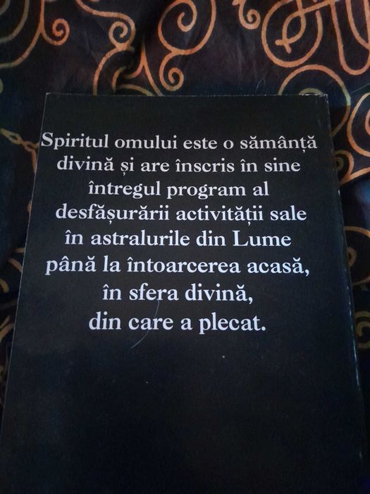 RARA, Carte de vraji Intre Magie si Vrajitorie, 2005, de colectie,SALE