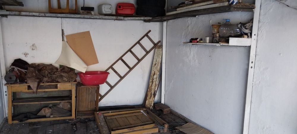 Продам капитальный  гараж.