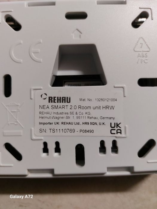 Vând 3 termostate ambient NEA SMART 2.0Room unit  HRV  REHAU