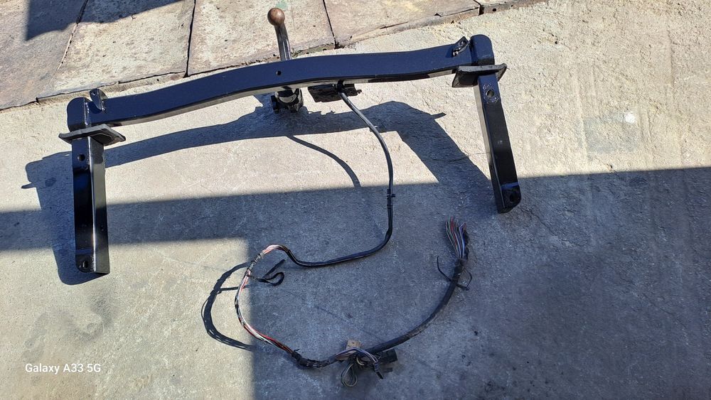 Теглич Оригинален за Ауди А6 Ц5/ Audi A6  [ C5] комби