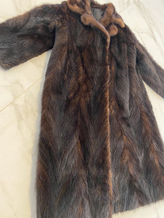 Blana naturala lunga de nurca